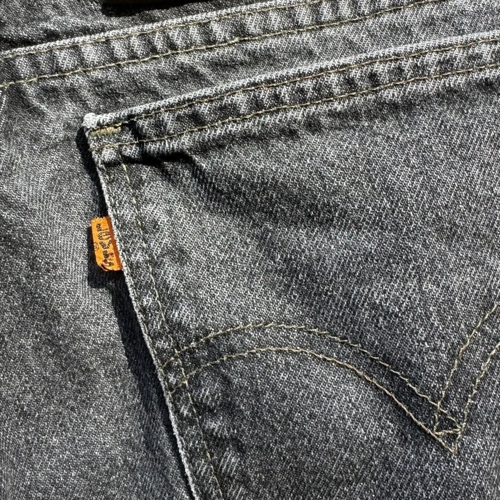 Levi’s Men’s 505 Black Jeans label 36x34” ( actual 30”-35”)